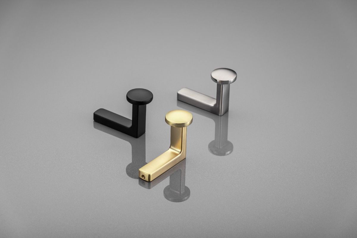 Cuier ARCO 62x46 mm negru mat