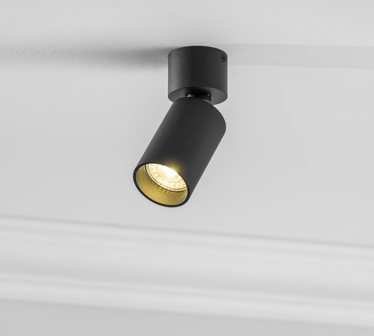 Spot aplicat cilindric FARGO MINI 2 aluminiu 6x150 mm IP20 max. 20W negru